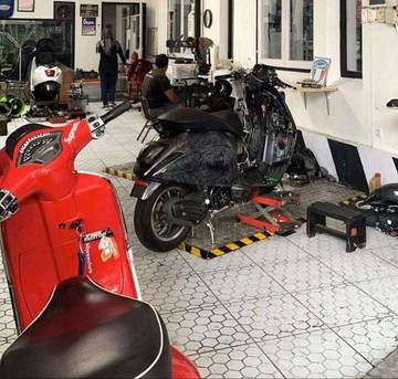 Merawat Motor Matic di Musim Hujan 