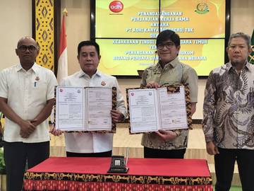 Penandatanganan PKS Kejati NTT dan PT Adhi Karya