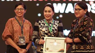 Realisasi Data JKN SBD Raih UHC Award 2026