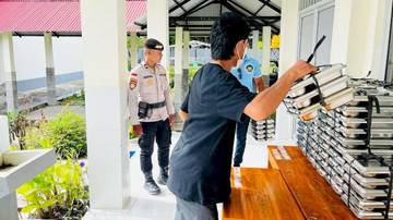 Polsek Rote Barat Monitor Distribusi Makan Bergizi Gratis