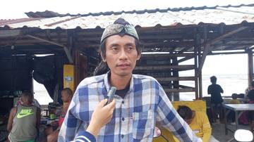 Ketika Sampah Mengusir Pembeli Dari Pasar Oesapa