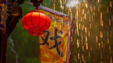 Makna Turunnya Hujan Saat Perayaan Imlek