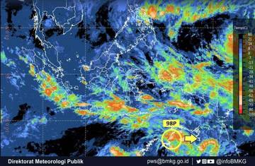 Bibit Siklon 98P Melemah, Waspada Dampak Cuaca NTT
