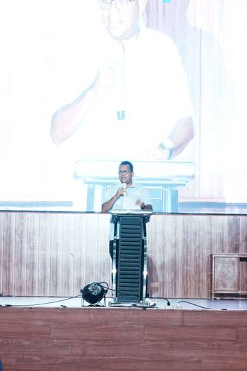 Gubernur NTT Hadiri Pementasan Kolosal Seni Seminari Todabelu-Mataloko 