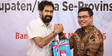 Gubernur Aceh Menyerahkan Laporan Keuangan Pemerintah Daerah kepada BPK