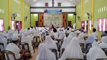 Kakankemenag Aceh Tamiang Tutup Manasik Haji