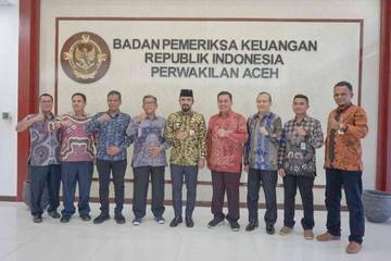 Bupati Aceh Timur Serahkan Laporan Keuangan ke BPK RI