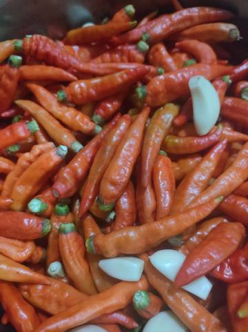 Sensasi Pedas Nikmat Tapi Bisa Jadi Petaka