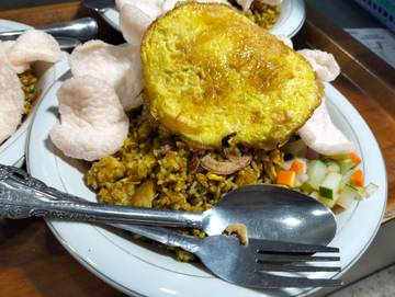 Jejak Rasa Selir di Meulaboh: dari Kopi ke Nasi Goreng Istimewa
