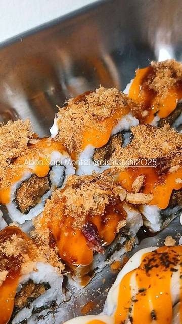 Dari Hobi Jadi Rezeki Sushi Keliling Laris Manis