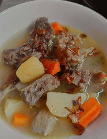 Sop Daging Creamy Sederhana, Lezat dan Menghangatkan Hati