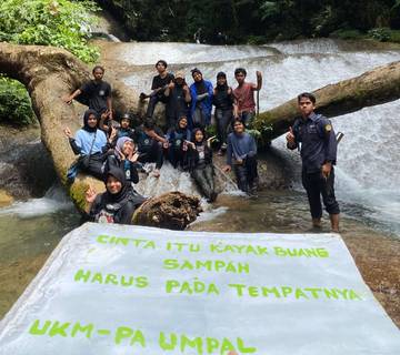 Eksplorasi Ekowisata Tujuh Bidadari, Umpal Unimal Edukasi Pengingat Sampah