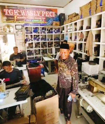 Inilah Sejarah Singkat Produksi Peci Tgk.Wasly