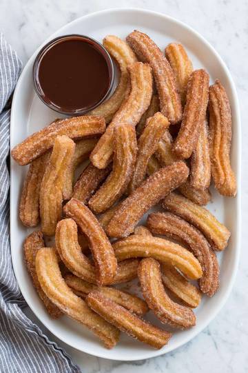 Membuat Churros Hanya dengan 3 Bahan
