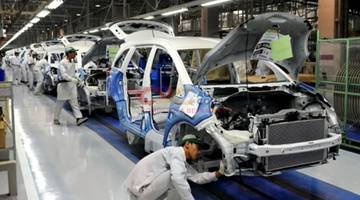 Pajak Otomotif di Indonesia Tertinggi, Kok Bisa?