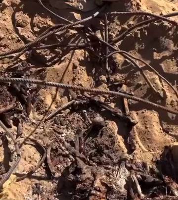 Reruntuhan Bangunan di Gaza Mulai Dibersihkan, Tulang Berserakan