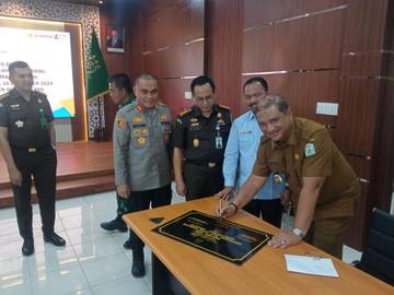 Kejari Serahkan Lahan Sitaan ke Pemkab Aceh Tamiang