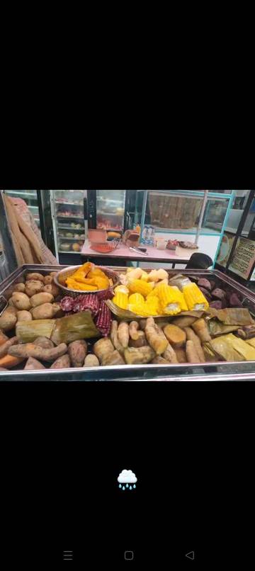 Aneka Rebusan Ramai Diserbu Warga Saat Cuaca Hujan