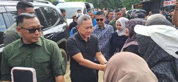 Menko Pangan Tinjau Pengungsi Banjir Kota Langsa