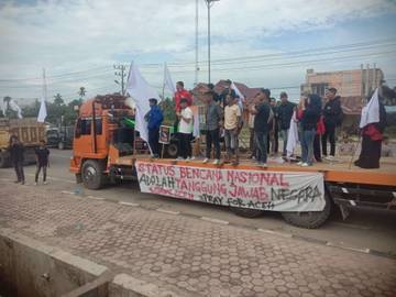 Masyarakat Desak Pemerintah Pusat Tetapkan Status Bencana Nasional