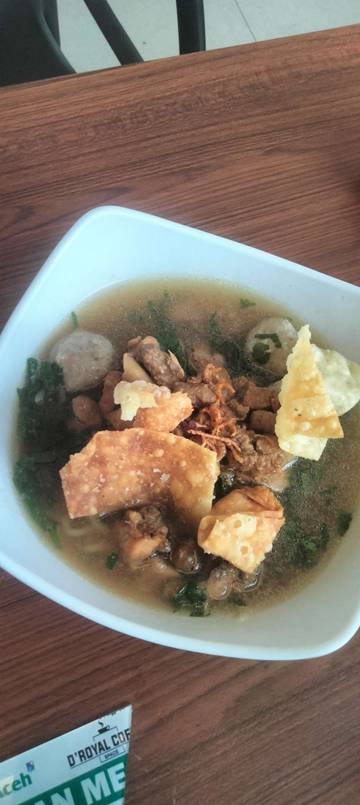Apa Saja Kandungan dalam Semangkuk Mie Ayam?