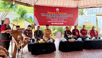 Bupati Bireuen Lepas Relawan Kesehatan PDI Perjuangan