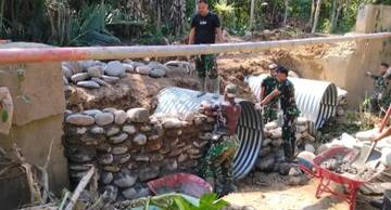 Pemasangan Jembatan ARMCO di Desa Bukit Linteng
