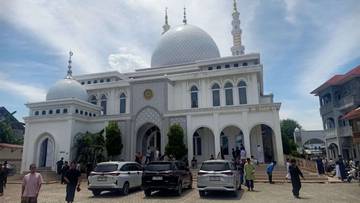 Inilah Upaya Mendekatkan Diri ke Mesjid