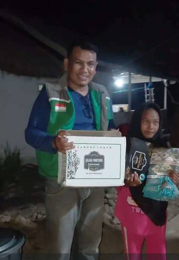 Dompet Sosial Madani Bali Salurkan Perlengkapan  Shalat