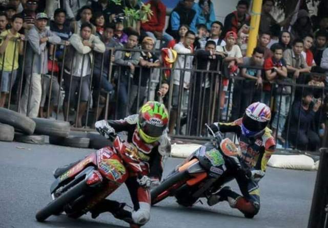 Vitosya Raih Juara Satu Balapan STD 125cc Novice