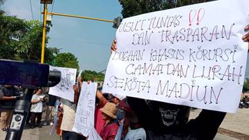 Massa Desak Penyelidikan Dugaan Korupsi Berjamaah diKota Madiun