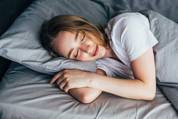Tidur Siang Sebentar, Manfaatnya Bisa Seharian