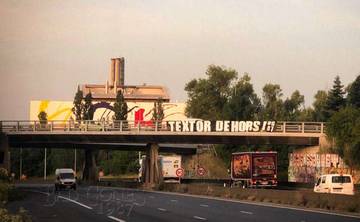 Ultras Olympique Lyon 'Bad Gones' Desak Textor Mundur! 
