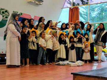 Pahlawan di Balik Senyum Anak-Anak PAUD