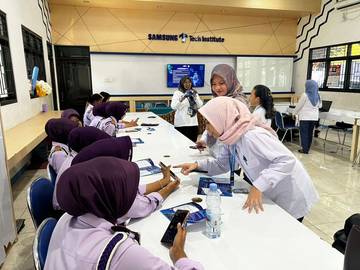 RRI Madiun "Menjemput Bola" pada Ajang Bintang Radio