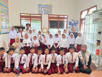 Perpustakaan Desa Karangsono Aktif Kembali, Siswa SDN Karangsono 1 Sambut Antusias