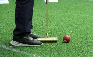 Latihan Gateball Manfaatkan Lapangan di Kawasan Stadion Wilis