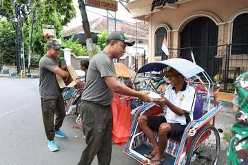 Jum'at Berkah Kodim Ponorogo Wujud Nyata Peduli Sesama