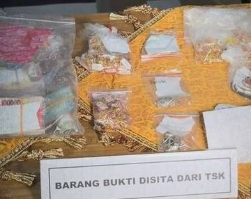 Kurang dari 24 Jam, Polisi Magetan Bongkar Kasus Pembobolan Toko Emas Belotan, Lima Tersangka Diamankan