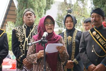 Labuhan Sarangan, Ritual Bersih Desa yang Menjaga Spiritualitas Masyarakat Lereng Lawu