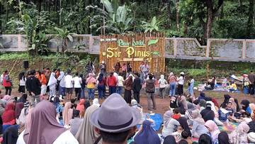 Suasana Sejuk di Bawah Pinus Jadi Daya Tarik Pasar Jadul Sor Pinus