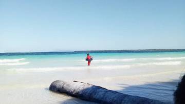 Putihnya Pasir Pantai Bara Bulukumba