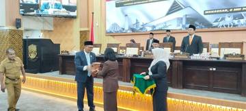 Rapat Paripurna DPRD Makassar Bahas LKPJ 2024