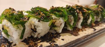 Wakame Sushi Roll, Sushi Rumput Laut Kaya Manfaat