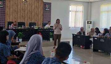 OJK Perkuat Literasi Keuangan Dukung Generasi Emas