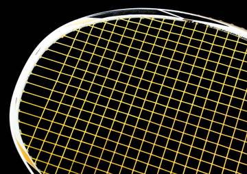 Tips Memilih Senar Terbaik Raket Badminton