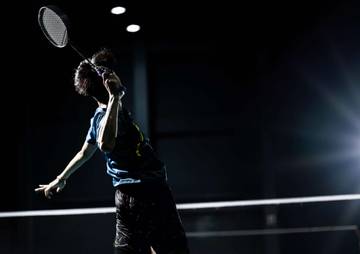 Lob Serang, Teknik Pukulan dalam Olah Raga Badminton