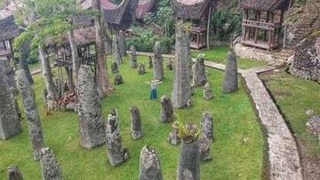 Simbuang Batu, Jejak Adat Abadi dari Toraja