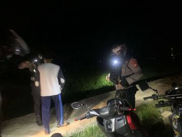 Samapta Polres Maros Tertibkan Aktivitas Malam