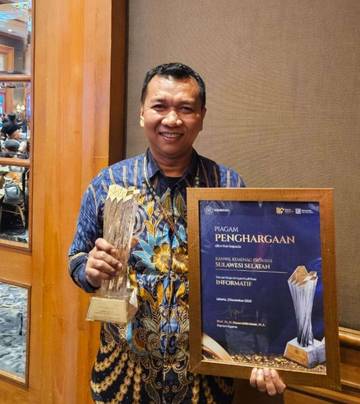 Kemenag Sulsel Sabet Dua Penghargaan Humas Award 2025